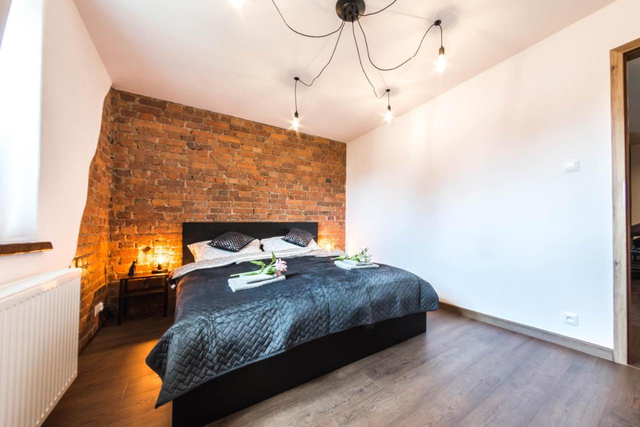 Apartament Wita Stwosza Jelenia Góra Eksteriør billede