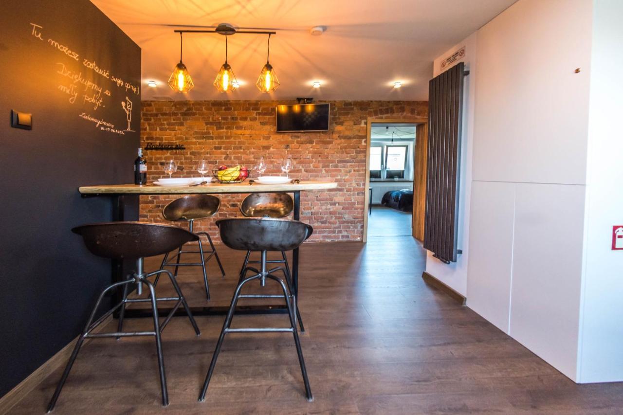 Apartament Wita Stwosza Jelenia Góra Eksteriør billede